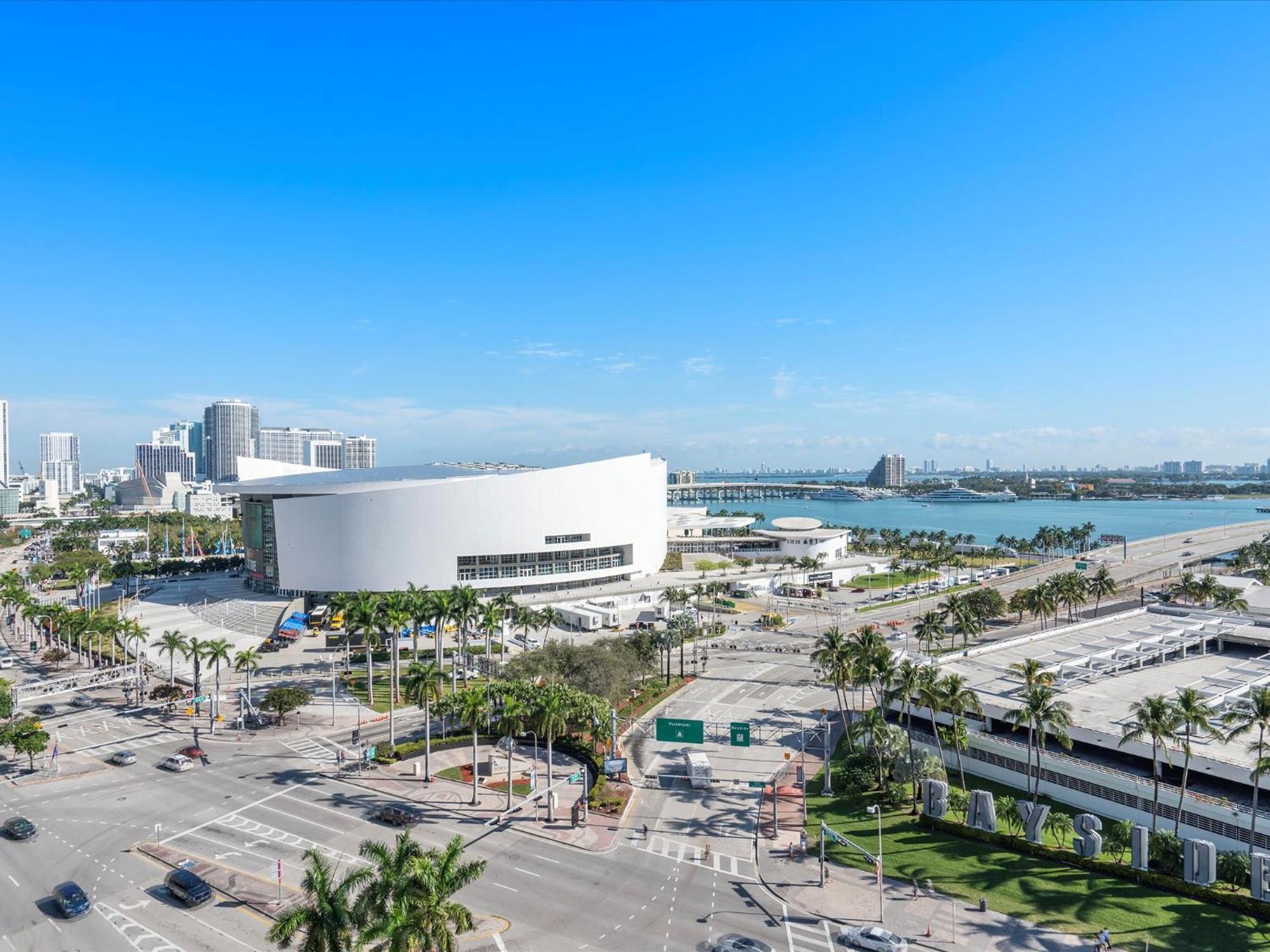 Apartment Mvr - 5-star Pool & Private Balcony Miami