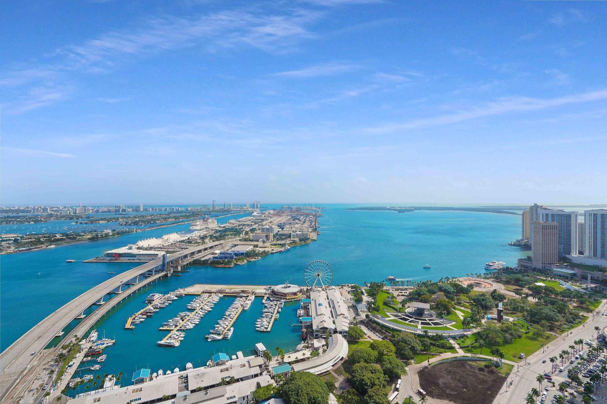 Apartment Mvr - 5-star Pool & Private Balcony